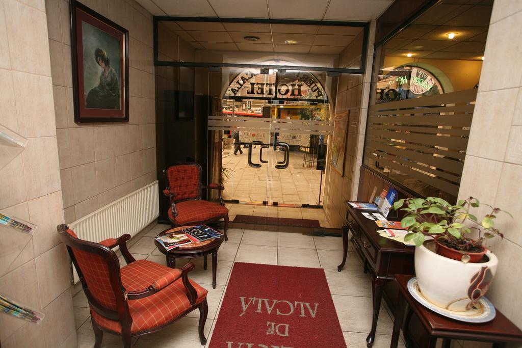 Hotel Puerta De Alcala فالبارايسو المظهر الخارجي الصورة